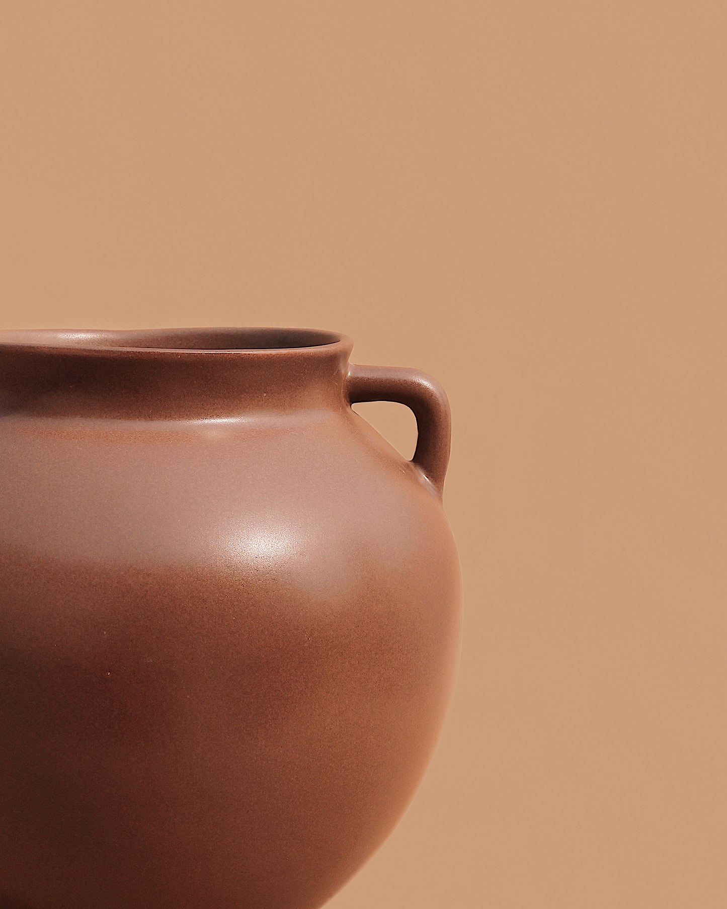 Indus Urn: Terracotta