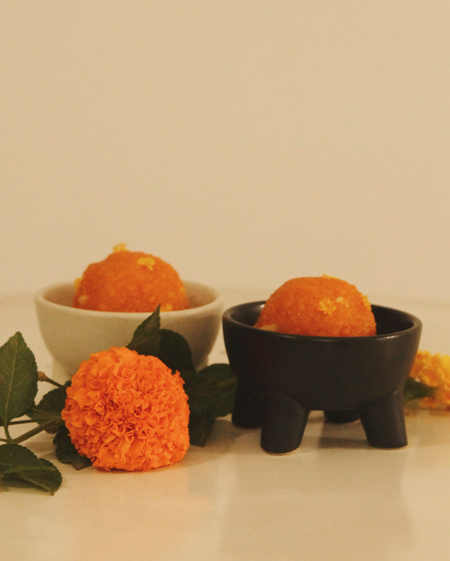 Cutesy Combo: Mini Footed Bowls (2)
