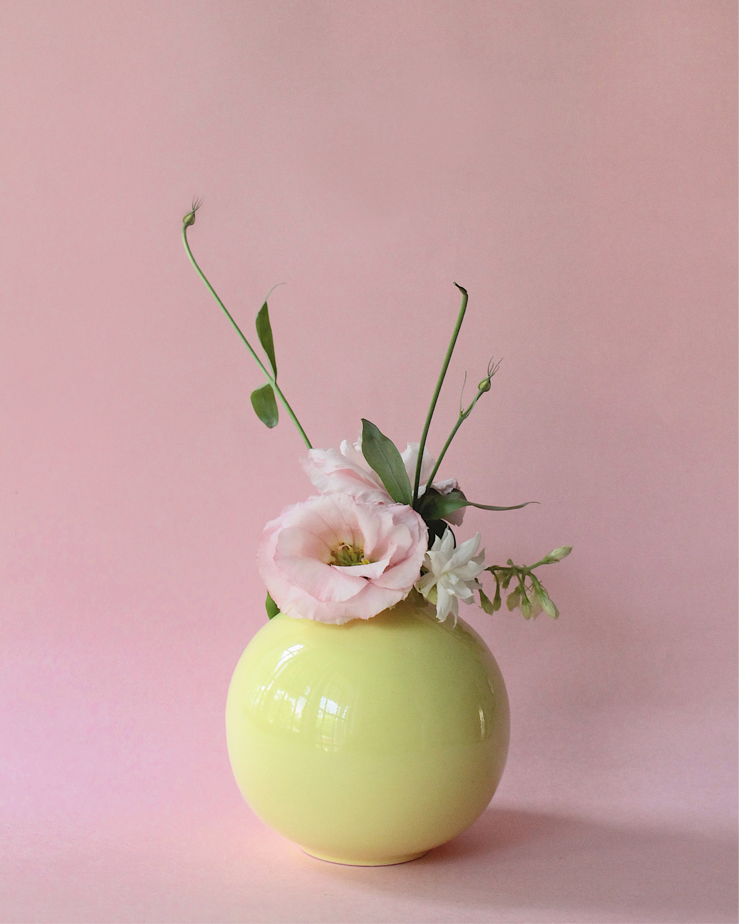 Bud Vase: Butter Yellow