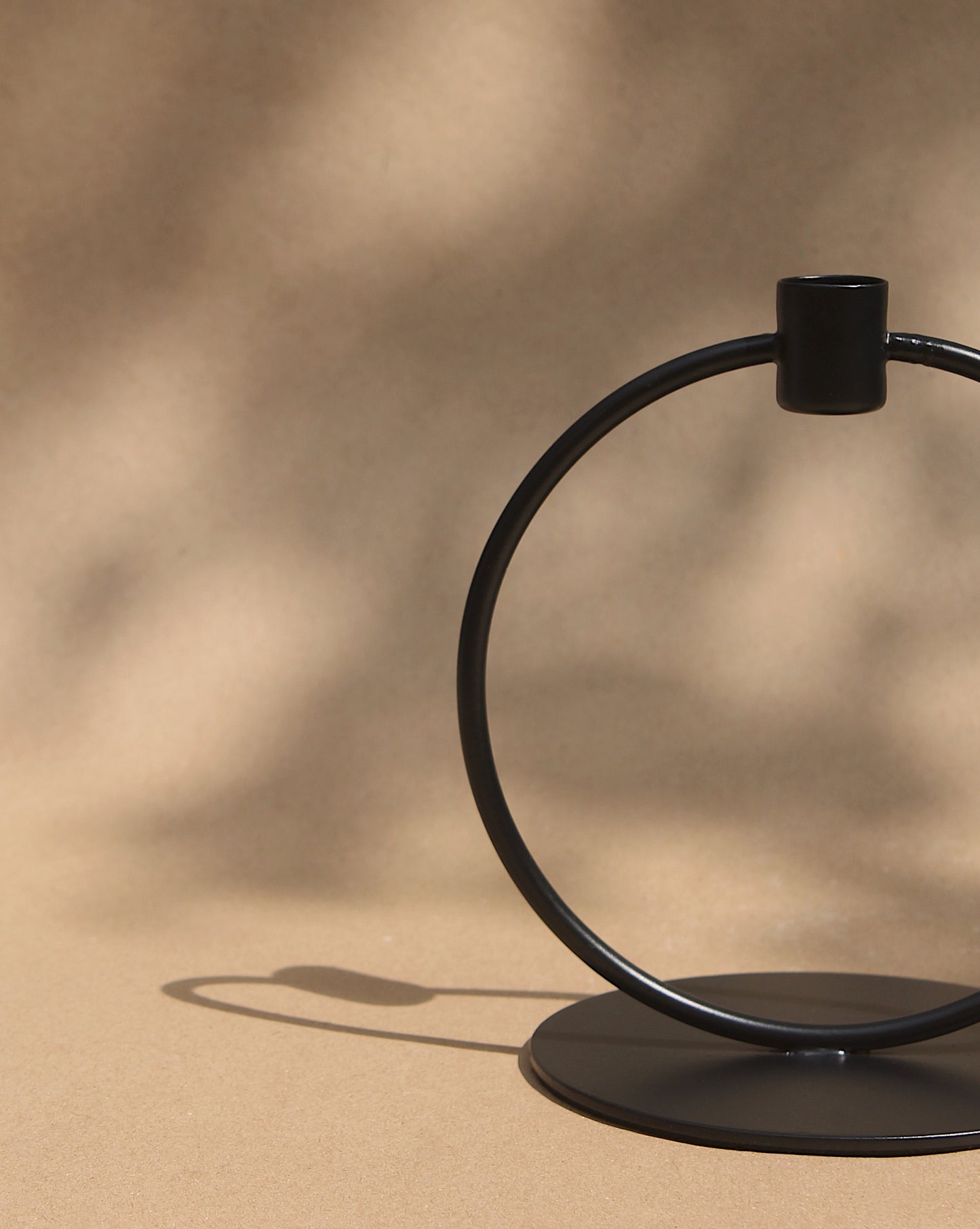 Black metal candle stand