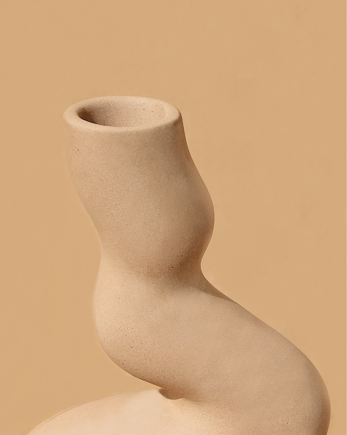 Zuki Ceramic Candle Holder