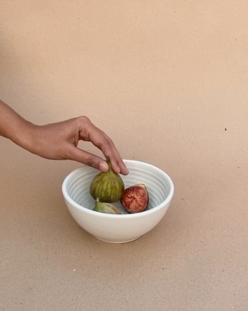 Kanji Small Ripple Serve Bowl