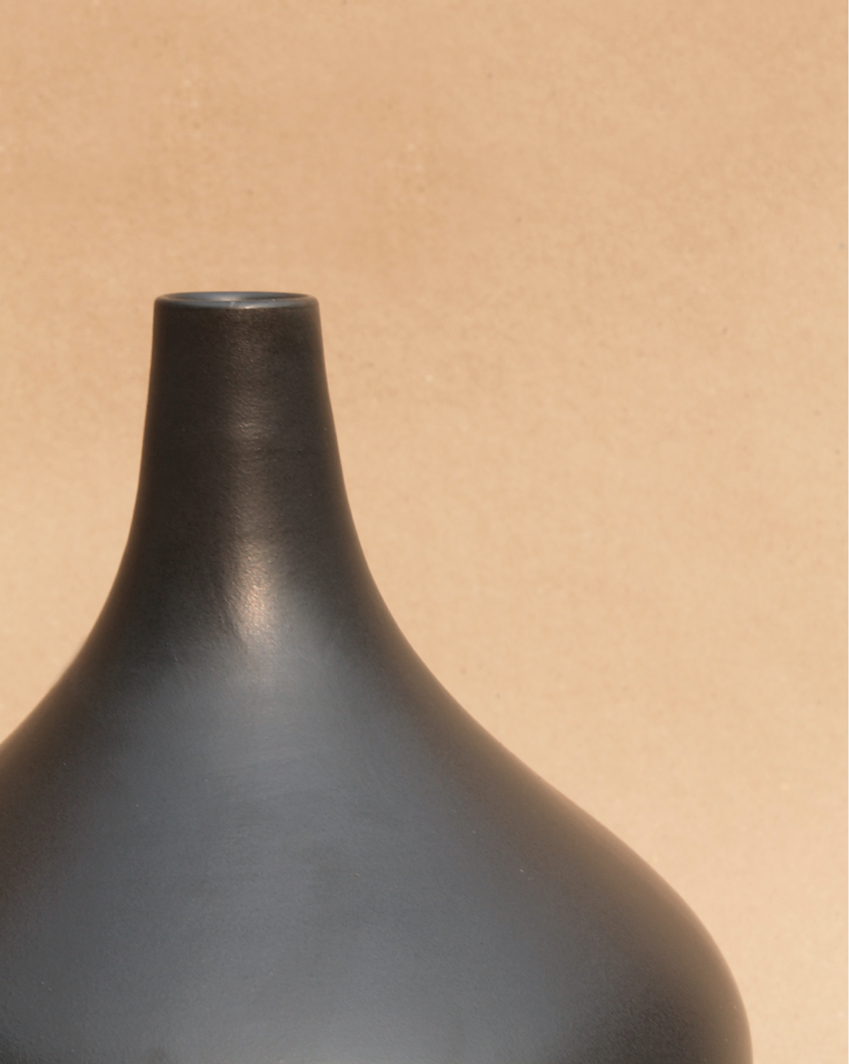 Limited Edition: Hydria Vase