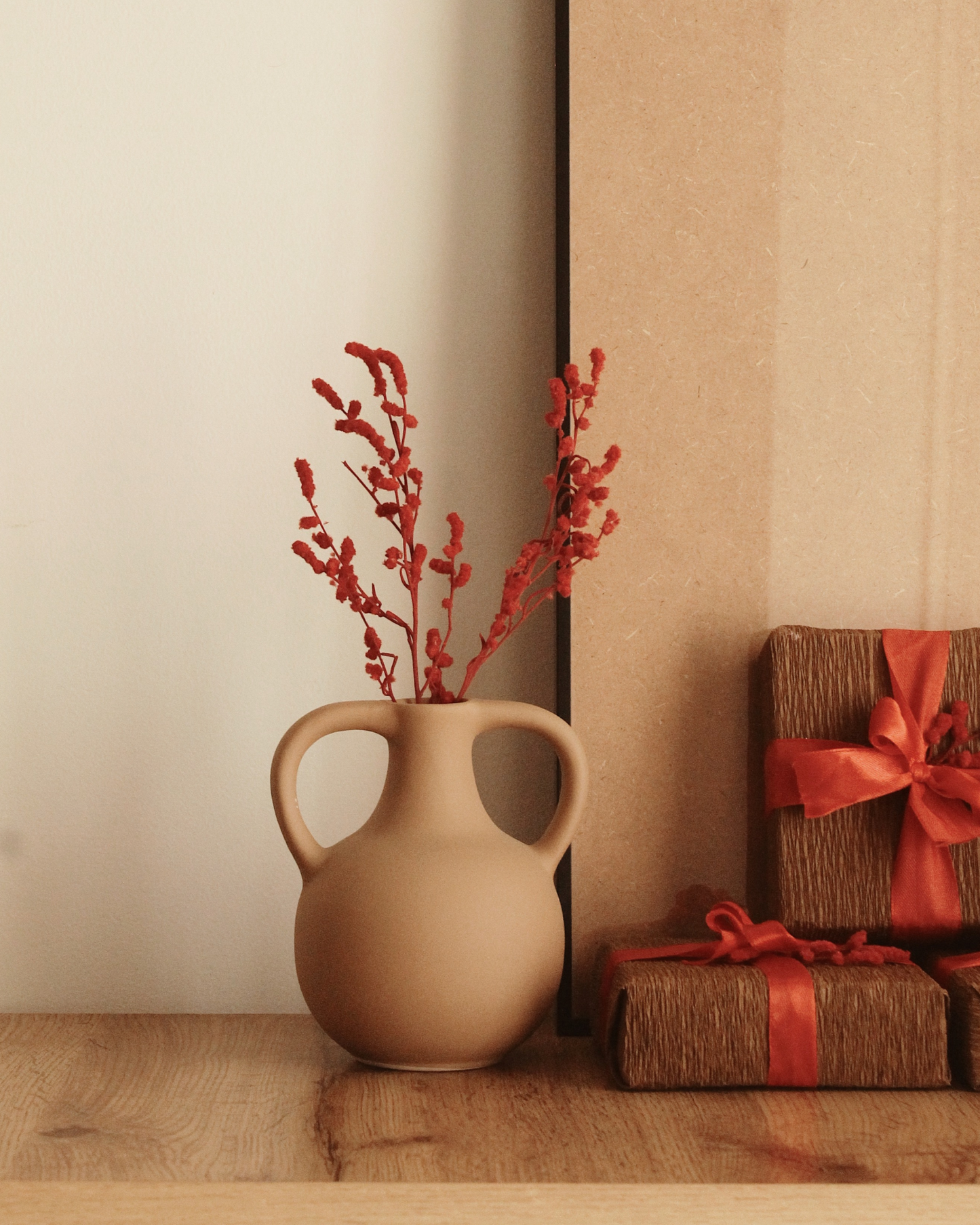 Harappan Vase: Bobble