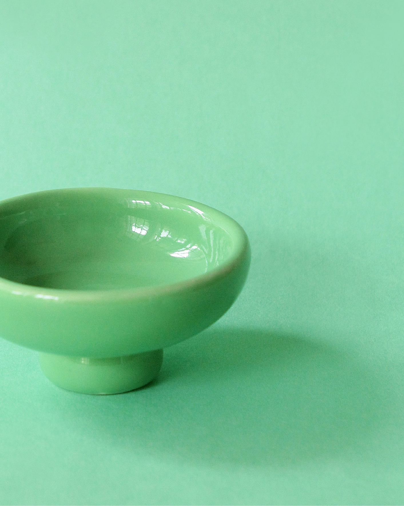 Mini Pedestal Bowl: Matcha Green