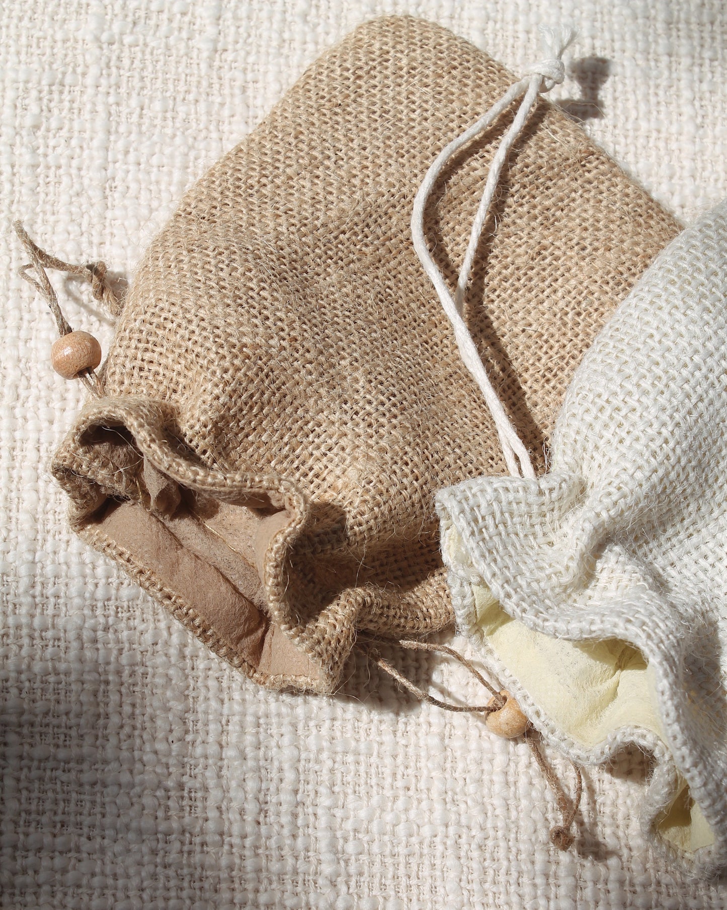 Yuma Jute Pouch with string